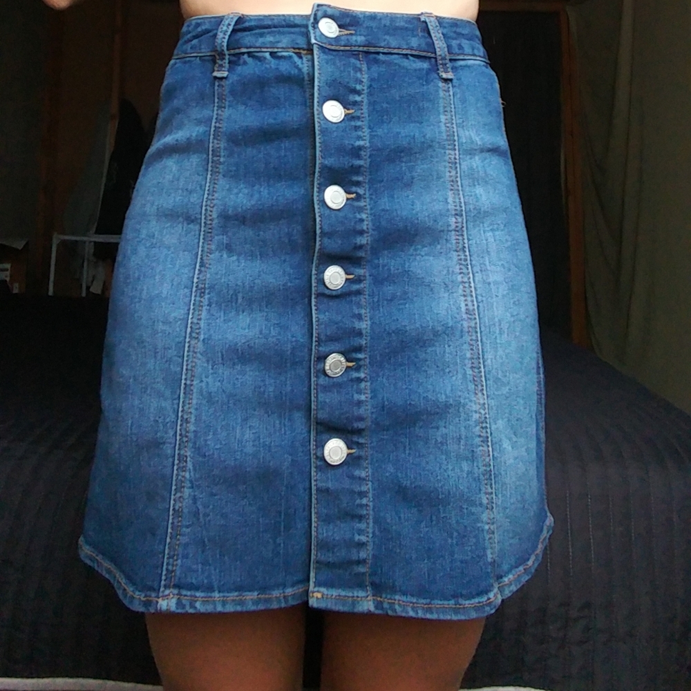 Denim skirt